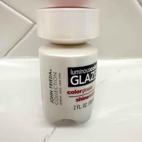 COPY - John Frieda Luminous Color Glaze Hair Shine Booster 2 fl. oz. Red Hair C… - Picture 2 of 5